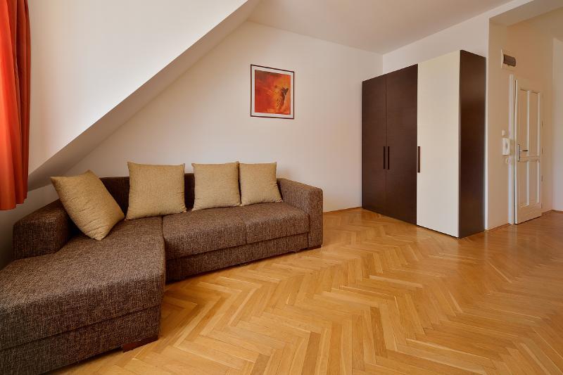 Ambiente Serviced Apartments - Tallerova Bratislava Eksteriør bilde