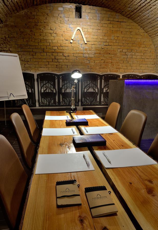 Ambiente Serviced Apartments - Tallerova Bratislava Eksteriør bilde