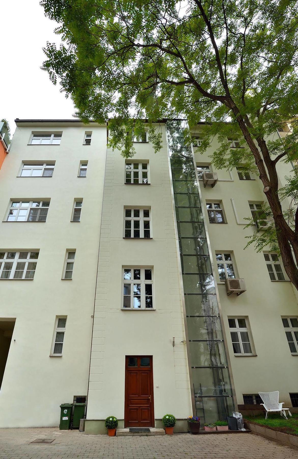 Ambiente Serviced Apartments - Tallerova Bratislava Eksteriør bilde