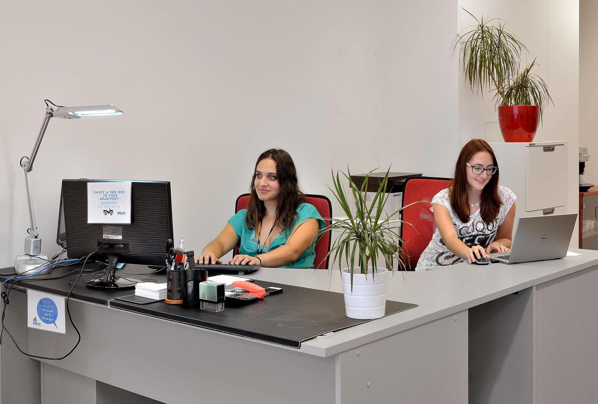 Ambiente Serviced Apartments - Tallerova Bratislava Eksteriør bilde