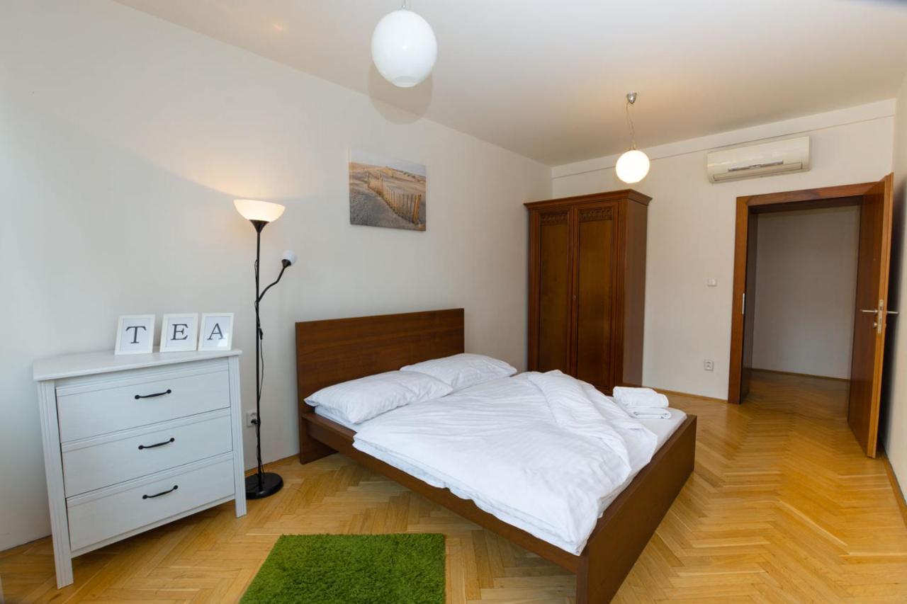 Ambiente Serviced Apartments - Tallerova Bratislava Eksteriør bilde